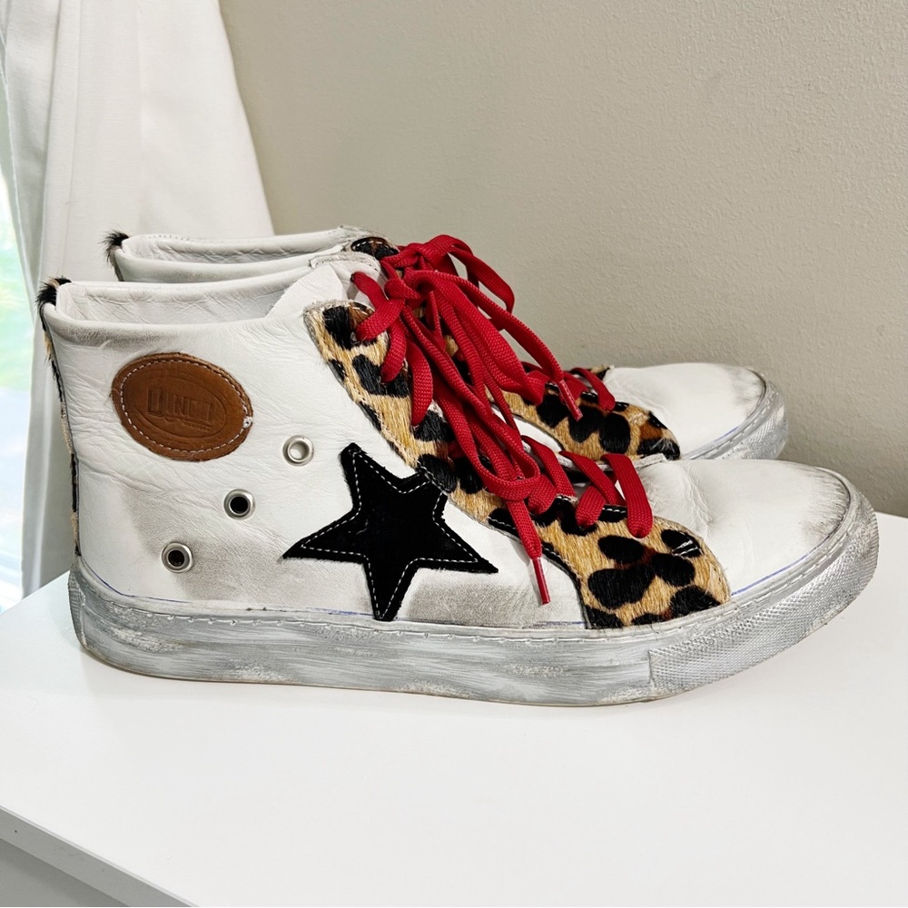 Dingo Animal House Leather Sneakers White Red Leopard High Top Size 9.5